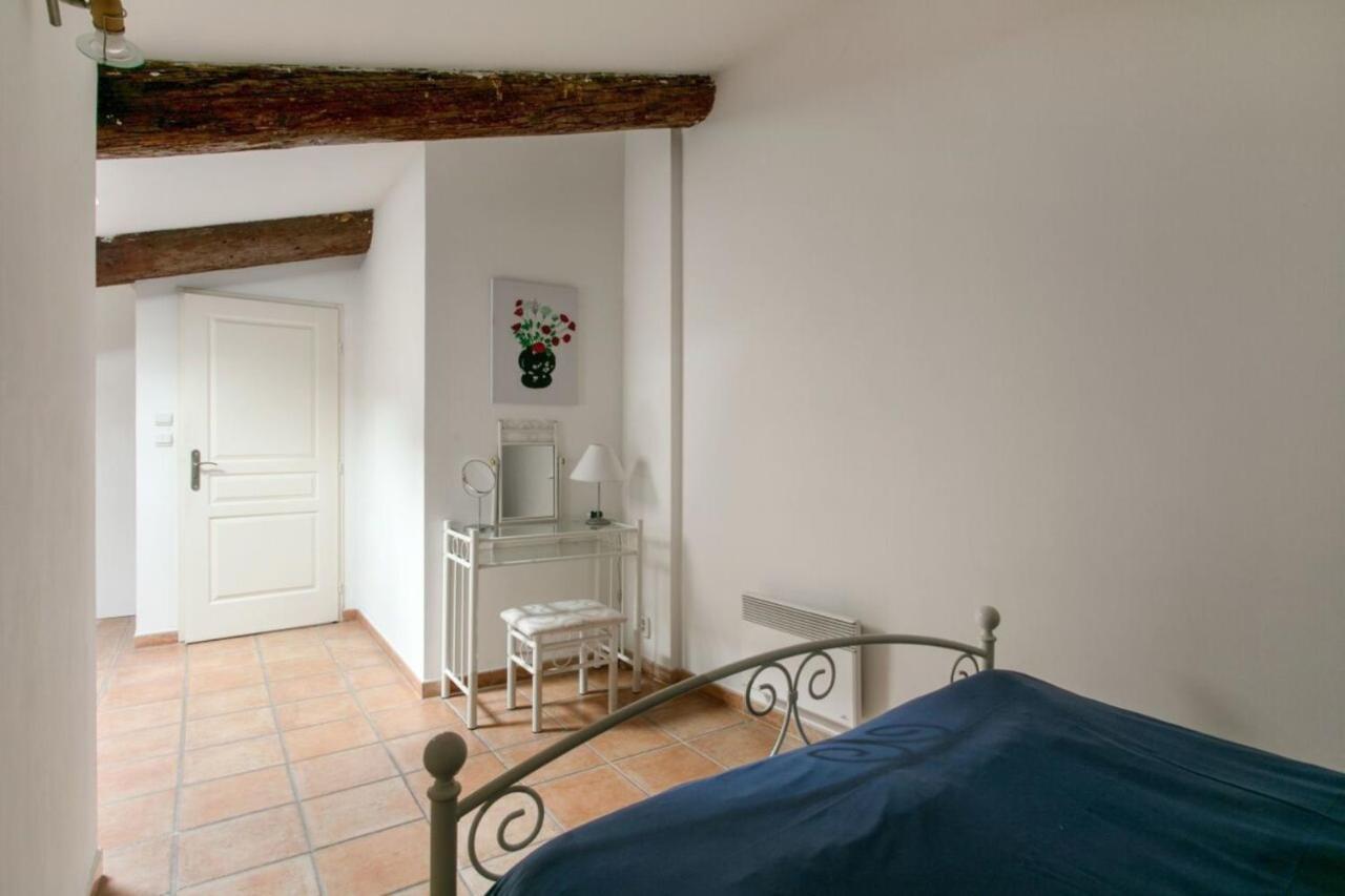Вилла Charming And Quaint 2-Bed House In Marseillan Экстерьер фото